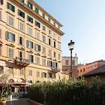 Largo Leopardi Modern Apartment