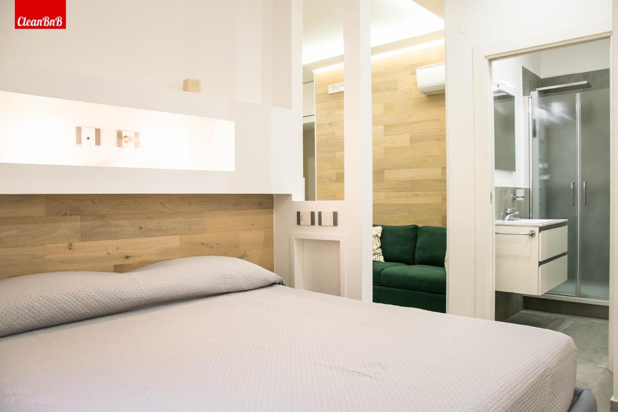 Apartment Largo Leopardi Modern Rom